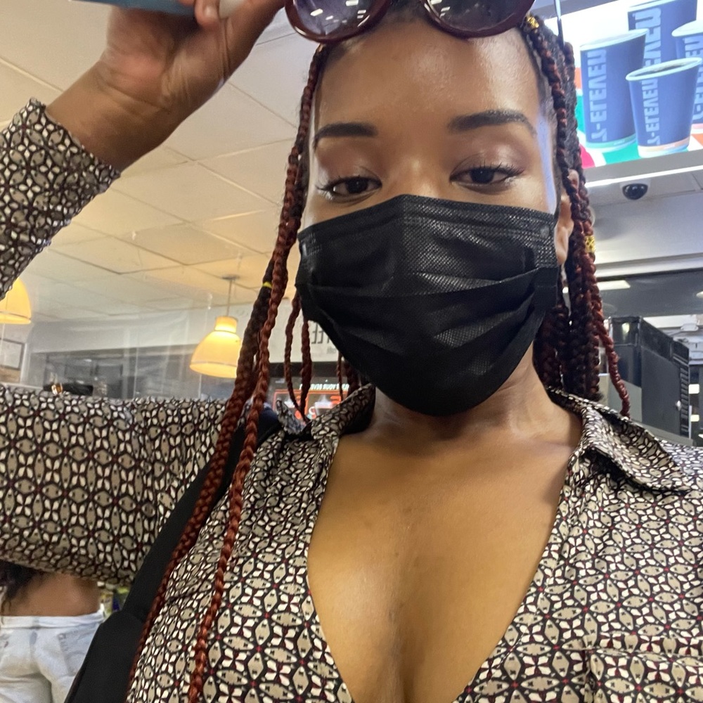 Meet your Posher, Chanteau